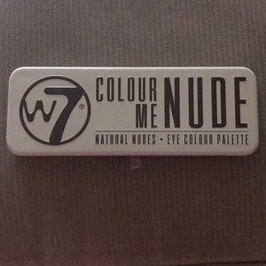 Colour me Nude eye colour palette